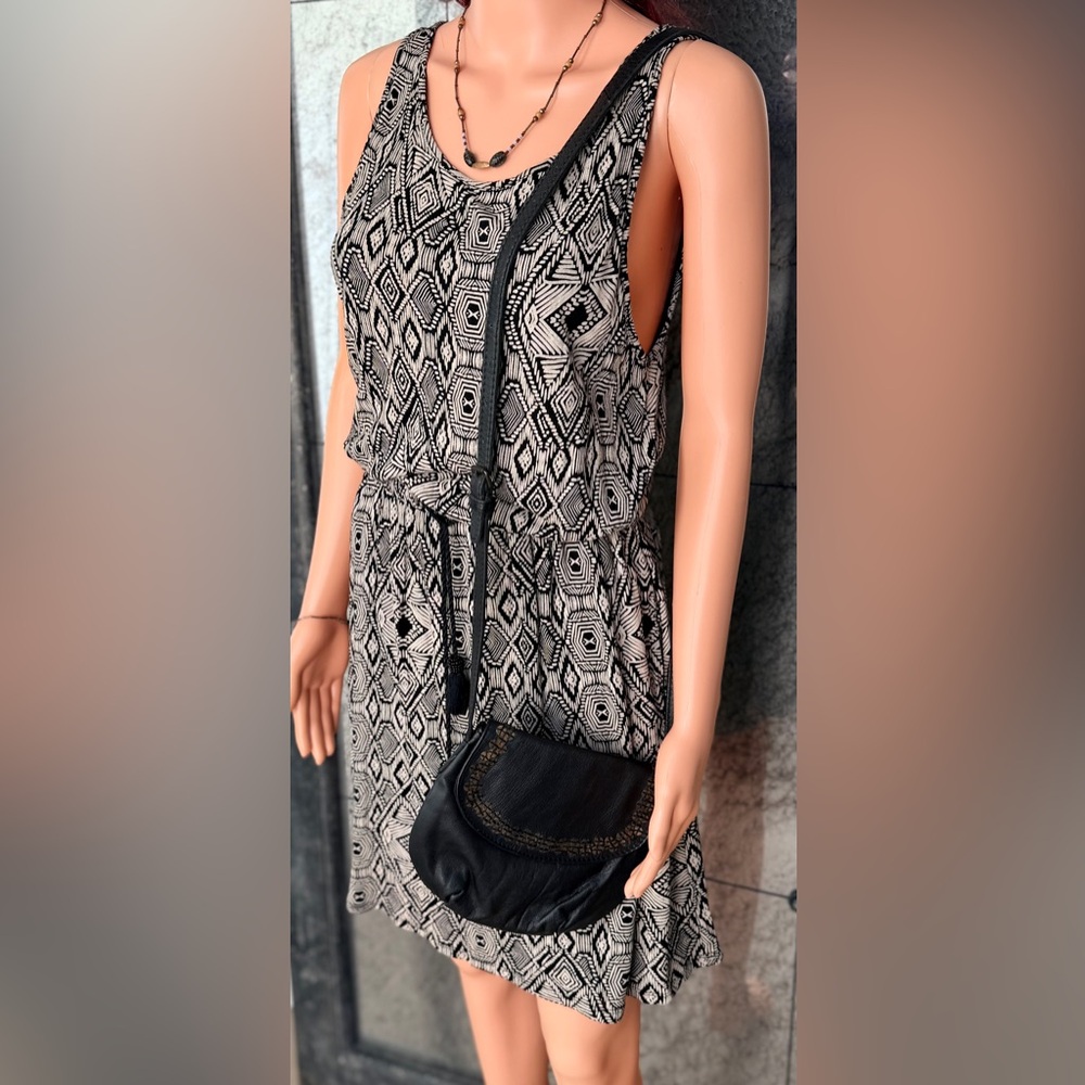 Lucky Brand Black and White Geometric Dress Excellent Condition - Picture 9 of 15